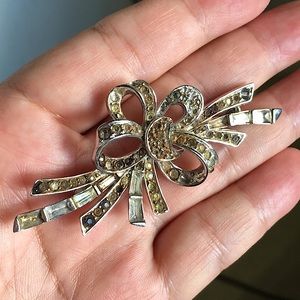 🖤BOUCHER 2840💕signed 50s brooch